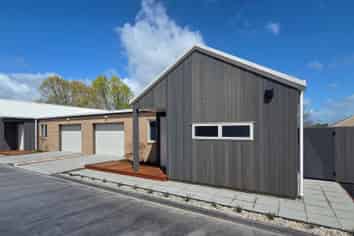 2/11 Tamihana Avenue, Fairfield