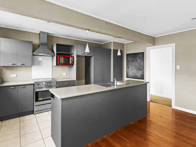 414 Stuart Street, Kaikorai