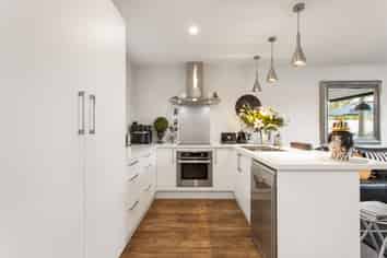 2/160 Rossall Street, Merivale