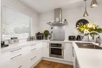 2/160 Rossall Street, Merivale