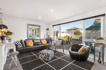 2/160 Rossall Street, Merivale