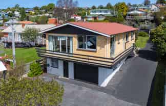 29 Glen Road, MORNINGTON