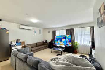 42 Bowater Place, Manurewa