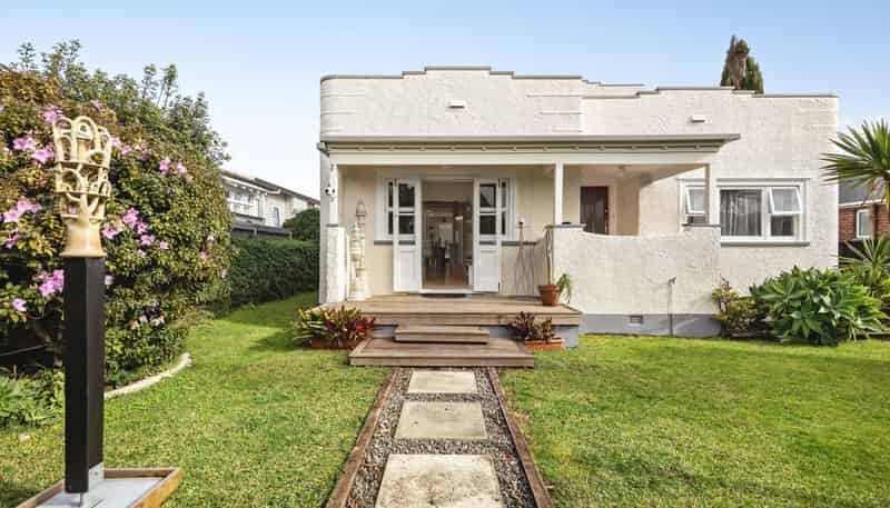 300 Point Chevalier Road, Point Chevalier