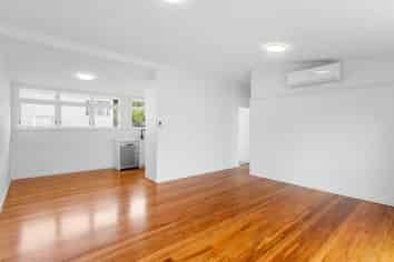 2/26 Warwick Street, Morningside