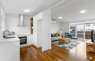 2/26 Warwick Street, Morningside