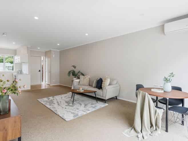 16 Whale Road, Mount Wellington