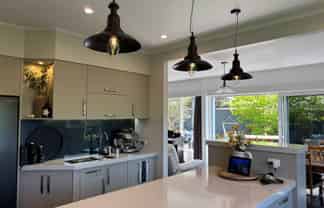 15A Russell Street, WHATAUPOKO