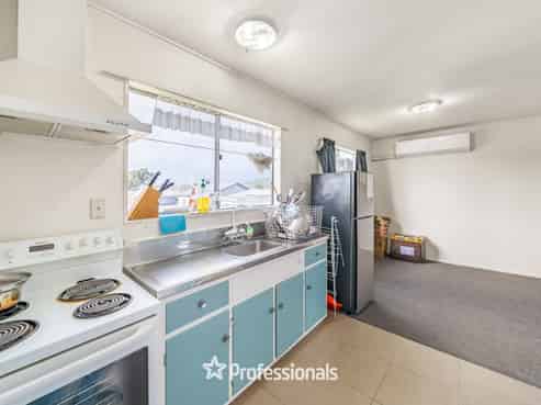121-123J Bell Road, Waiwhetu
