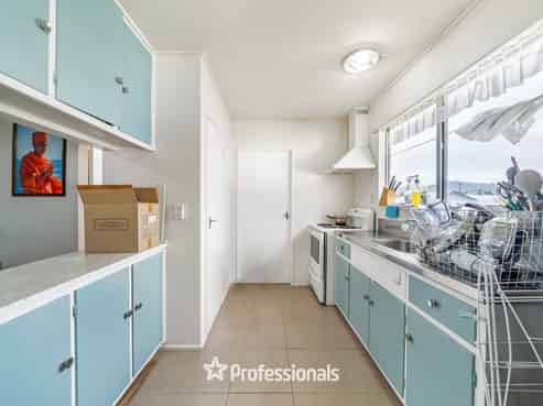 121-123J Bell Road, Waiwhetu