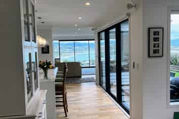 8 The Track, Plimmerton