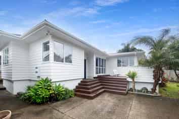 26 Duncan Avenue, Te Atatu South