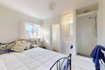 A/5 Knoll Street, Island Bay
