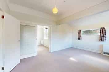 5 Knoll Street, Island Bay