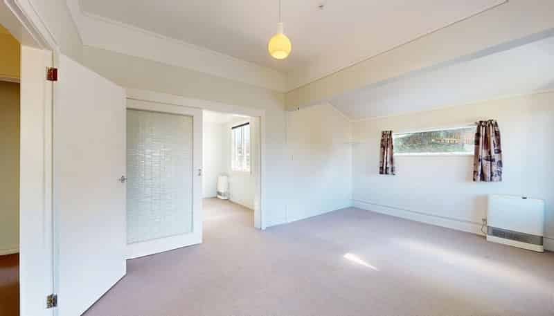 5 Knoll Street, Island Bay