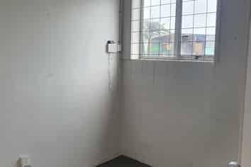 Workshop Bell Block For Lease