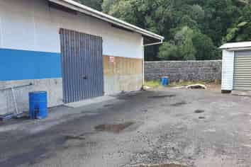 Contractors Workshop/Storage For Lease