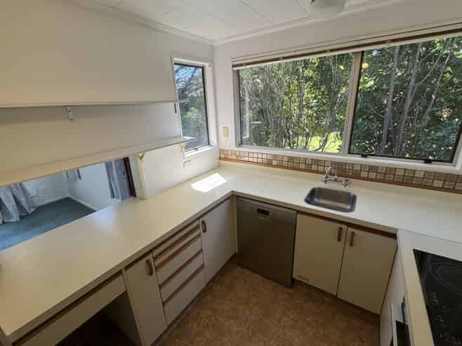 70a Kings Crescent , Belmont