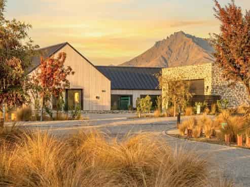 18 Mckellar Drive, Jacks Point