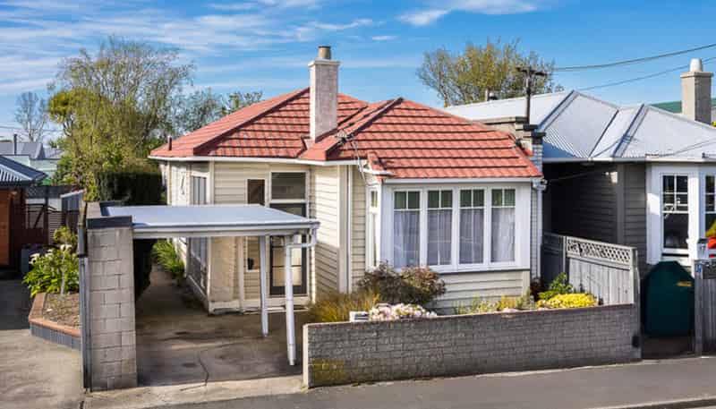 35A Macandrew Road, South Dunedin