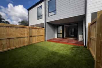 6/21 Divich Avenue, Te Atatu South