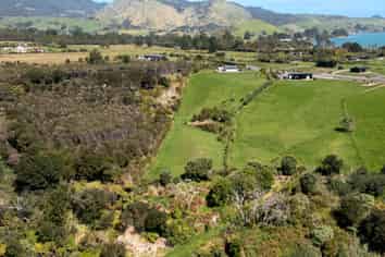 8 Dune Rise, OPONONI