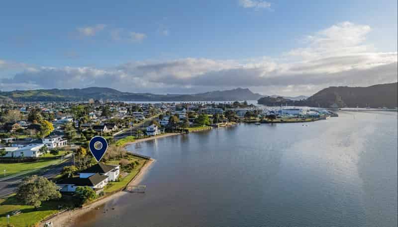 96 Albert Street, Whitianga