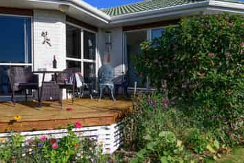 54 Huia Street, Waikanae