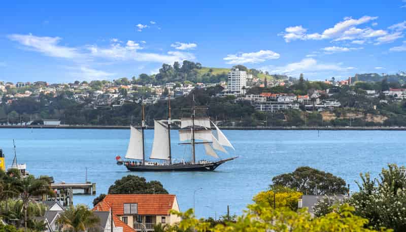 11 Calliope Road, Devonport