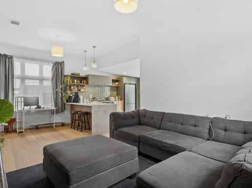 51 Baker Street, Caversham