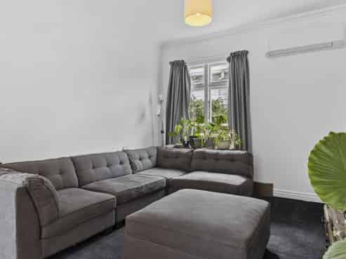 51 Baker Street, Caversham