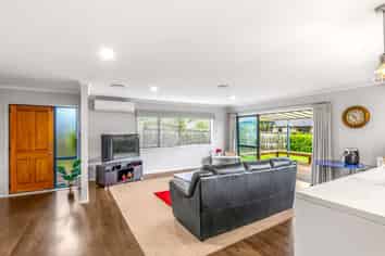 22C Dickens Street, Owhata