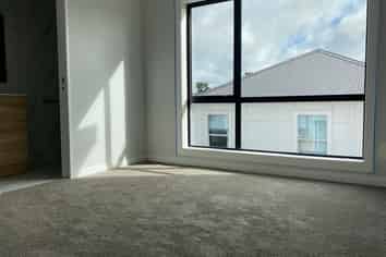 1/3 Arran  Street, Avondale