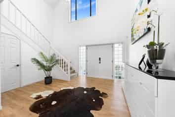 216 Whitford Road, Shamrock Park