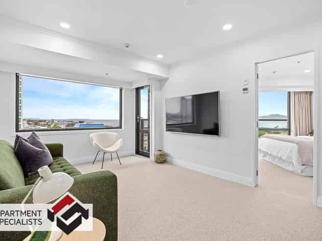 9 Byron Avenue, Takapuna