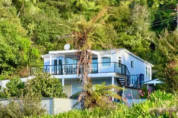  535 State Highway 30, Lake Rotoma