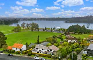 150 Lake Crescent, Hamilton Lake