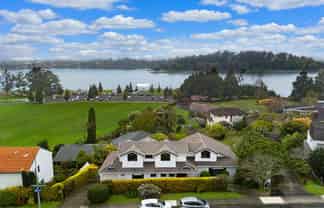 150 Lake Crescent, Hamilton Lake