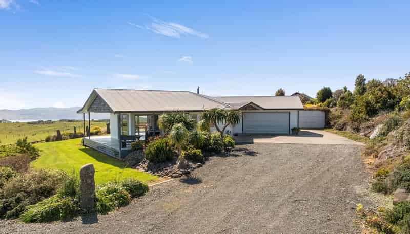 601 Cable Bay Block Road, Cable Bay