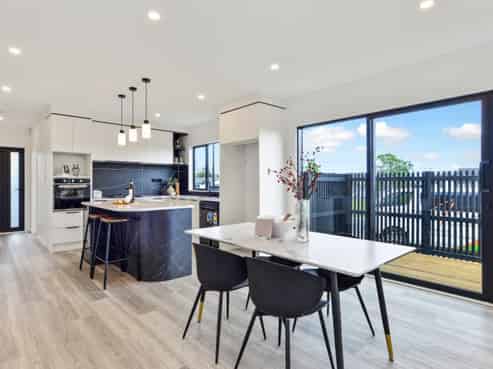 11 Bannerman Crescent, Chartwell