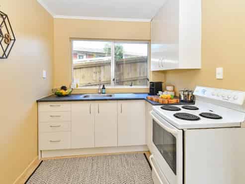 2/13 Rodney Street, Otahuhu