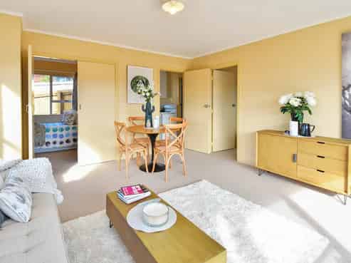 2/13 Rodney Street, Otahuhu