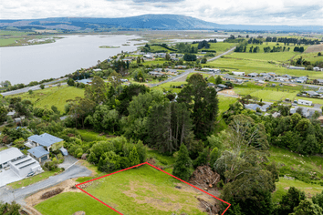 14 Gull Street, Waihola