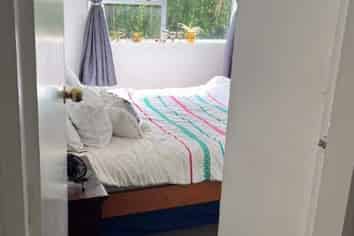 2/10 Martin Grove, Normandale