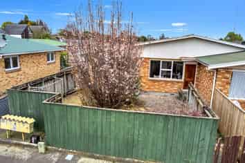 2/84 Linton Street, West End