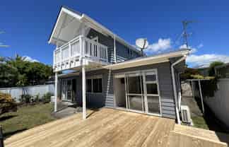 2/81 Gribblehirst Rd, Sandringham
