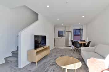 8/10 Wilsher Cresent, Henderson