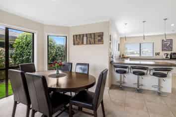 9 Barry Curtis Place, Levin
