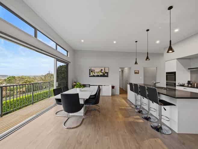 2 Stonedale Drive, Pukekohe