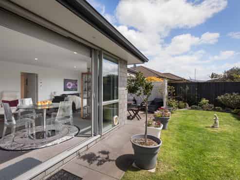 18 Long Acre Close, Katikati